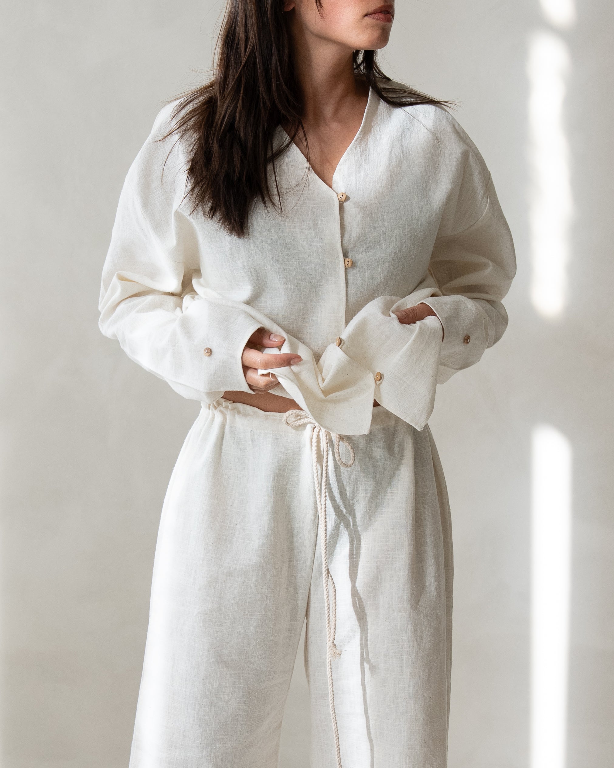 Better sleep in organic linen sleepwear